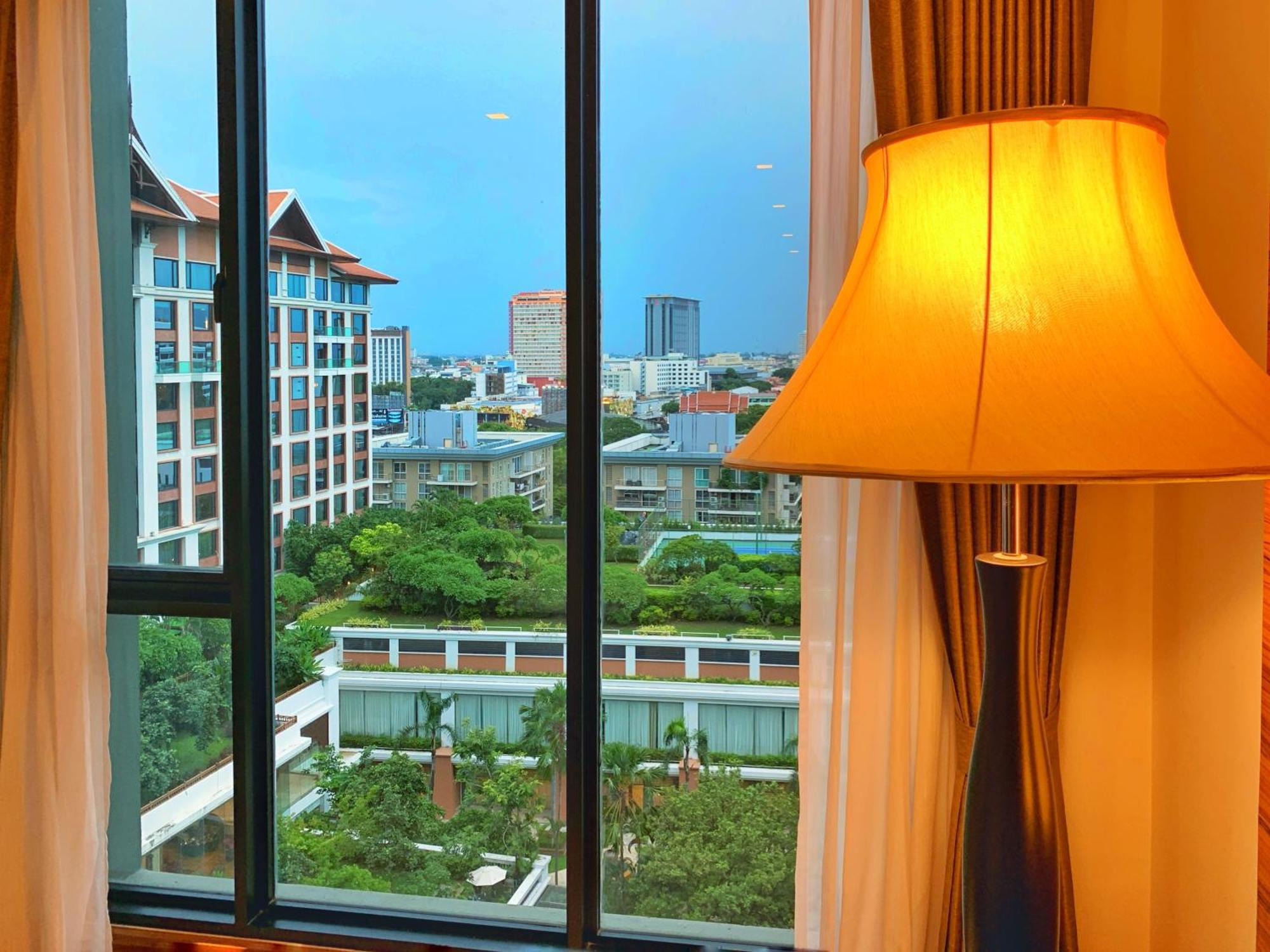 The Astra Cozy Living *