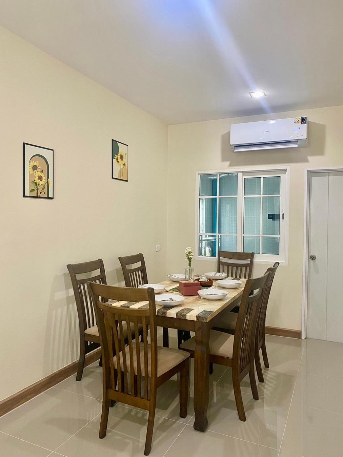 Villa Golden Town Kad Ruam Chok Chiangmai *