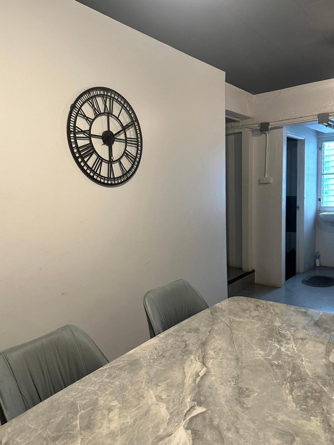 New Warm Light Hostel