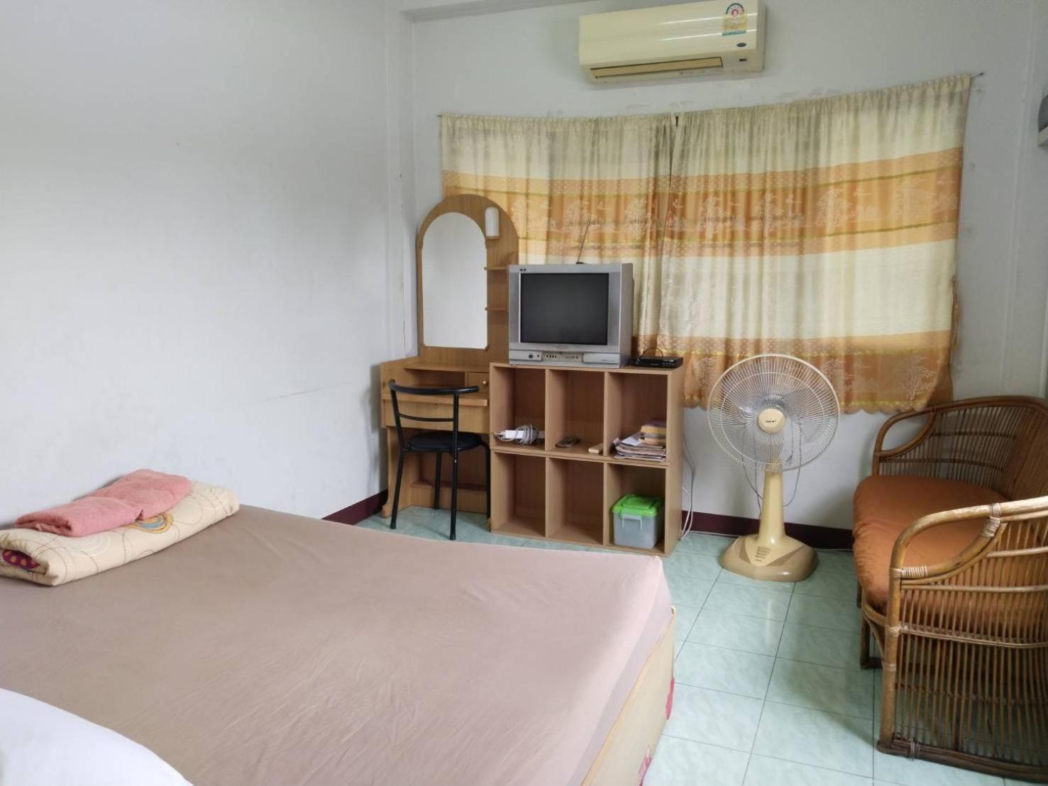 Maw Salon Apartment Chiang Mai
