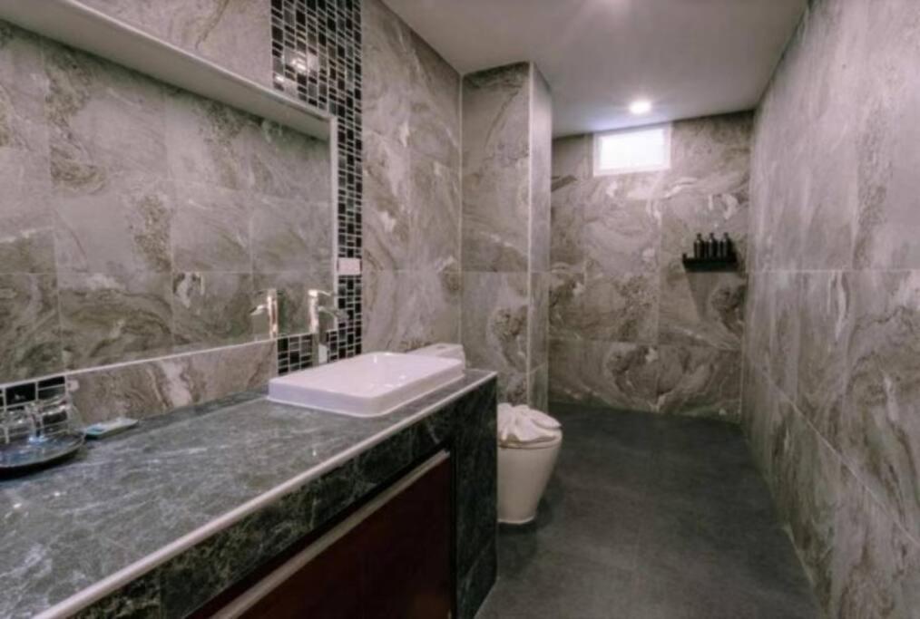 Pasing House Apartment