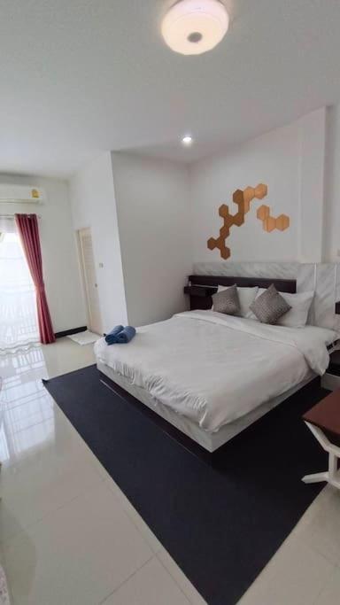 Apartment Skyzie Nimman With Airport Pick Up Chiang Mai