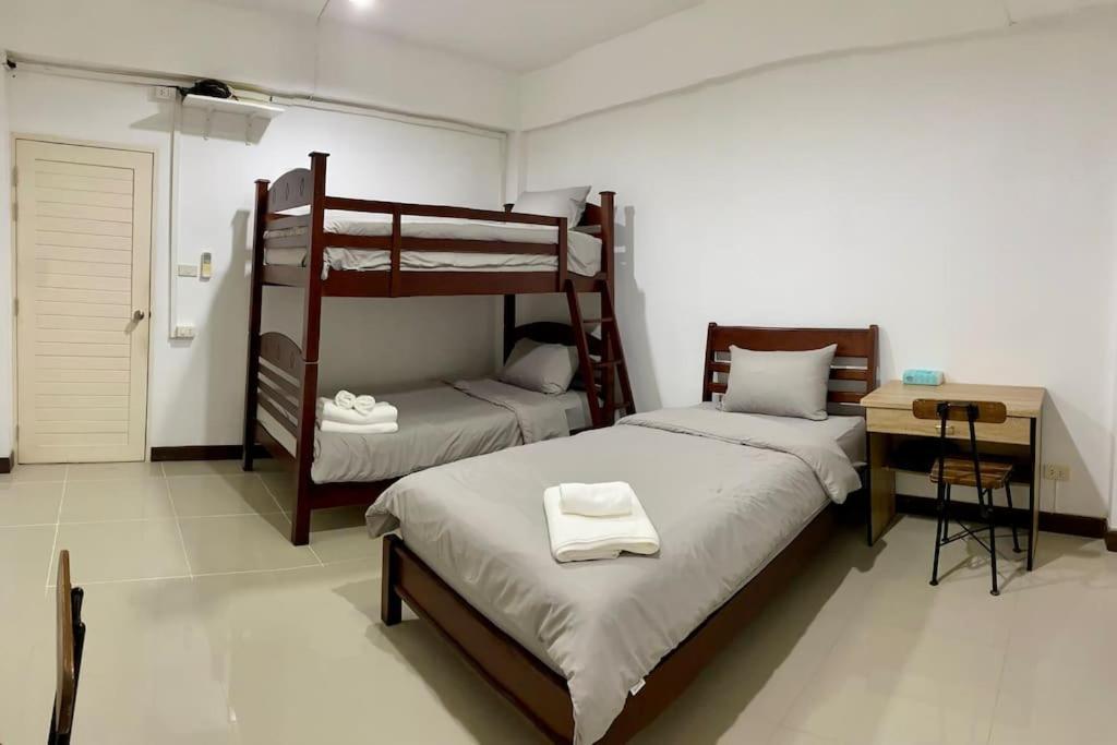 Apartment Skyzie Nimman With Airport Pick Up