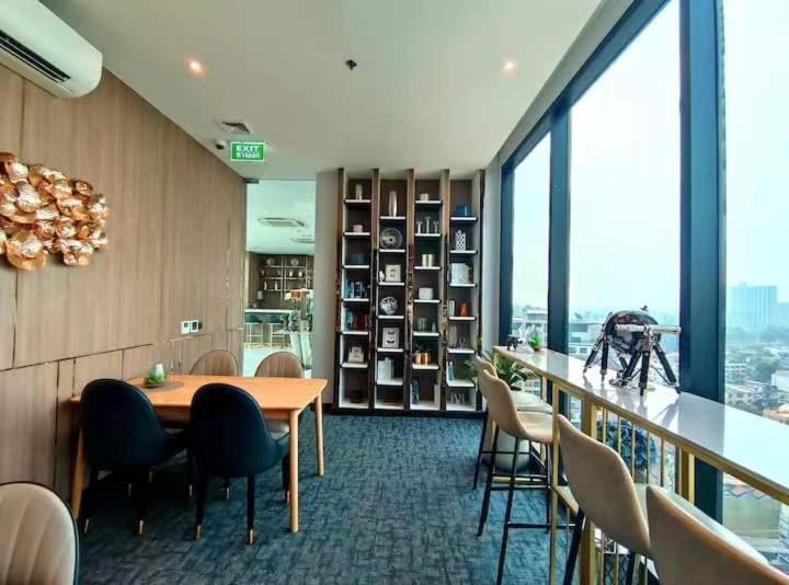 Aparthotel The Astra Sky River 2bd Cozy 45 Sqm Night Bazaar Old Town