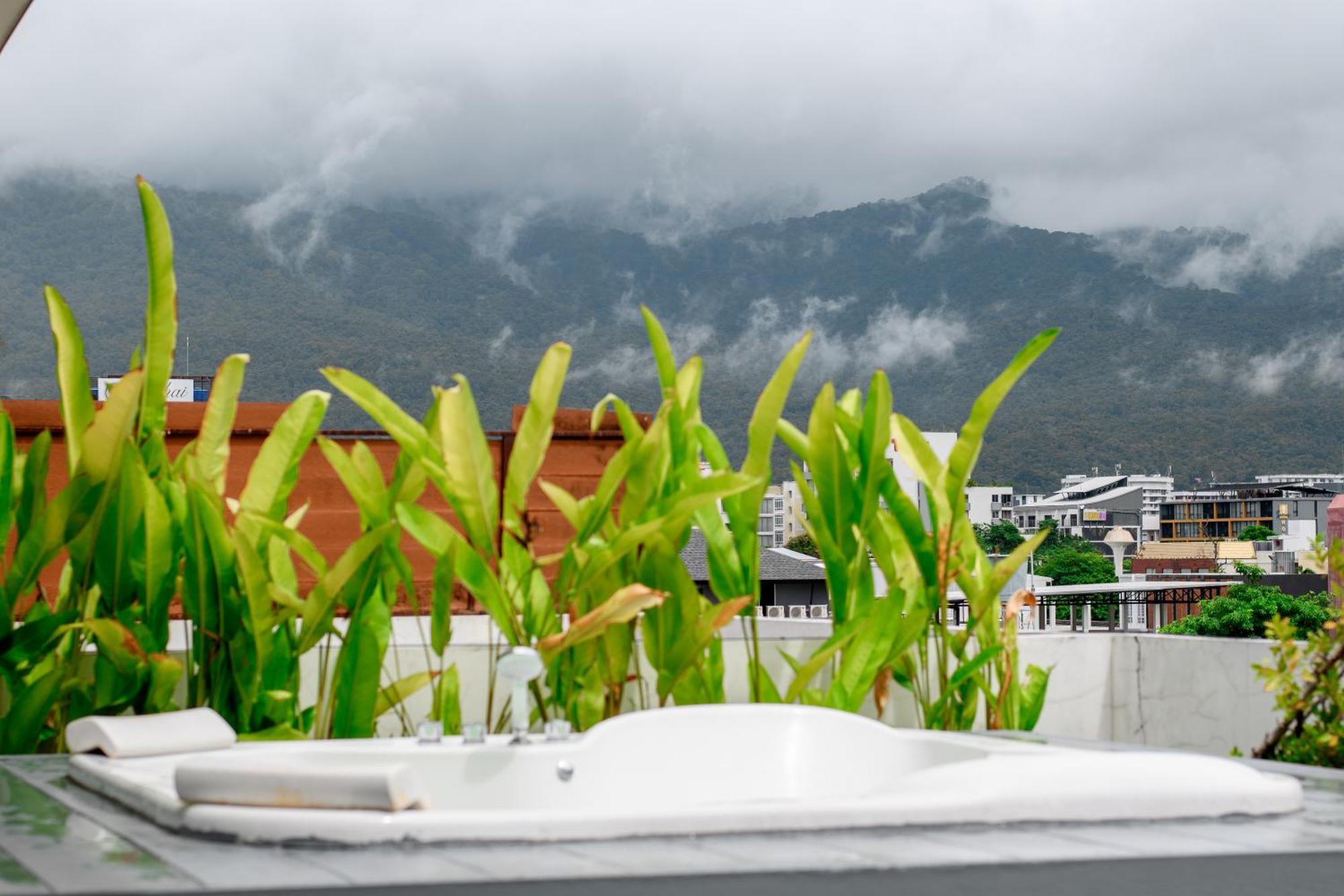 Tolani Nimman Villa Chiang Mai