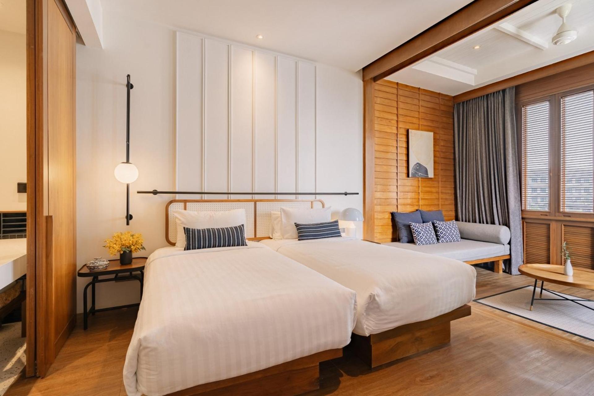 Loy Hotel 4*