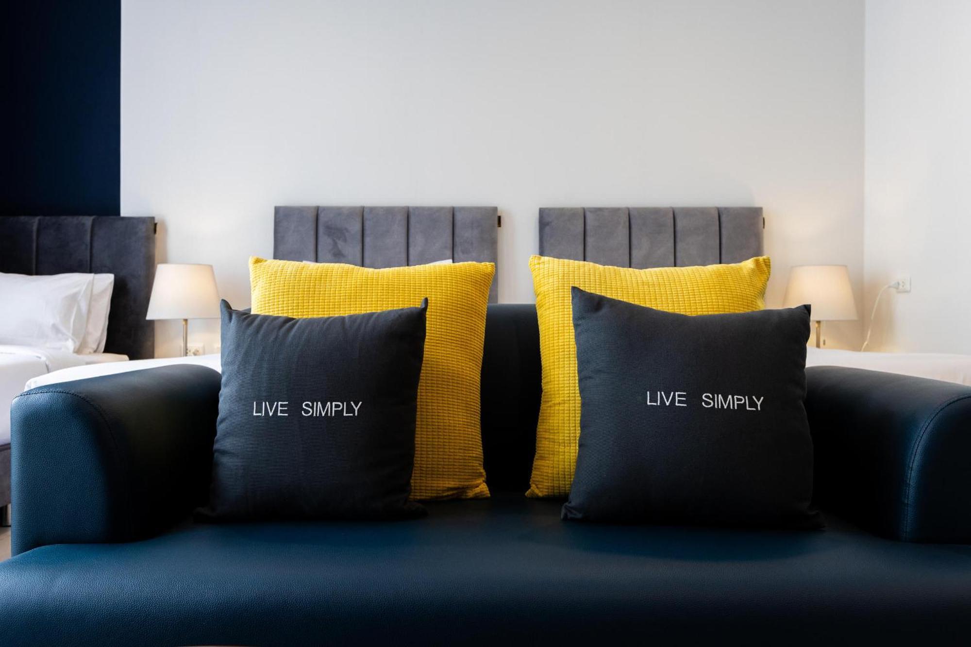 Amiri Place Hotel 3*