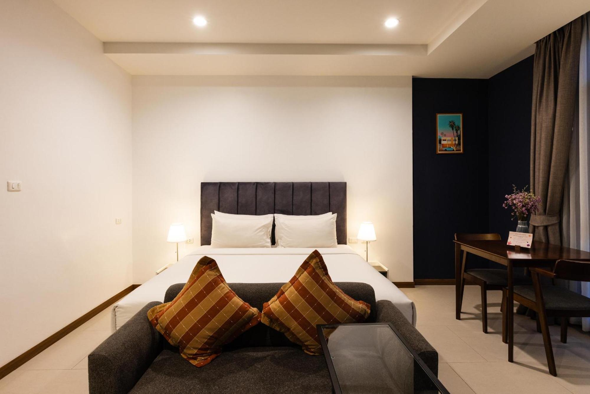 Hotel Amiri Place