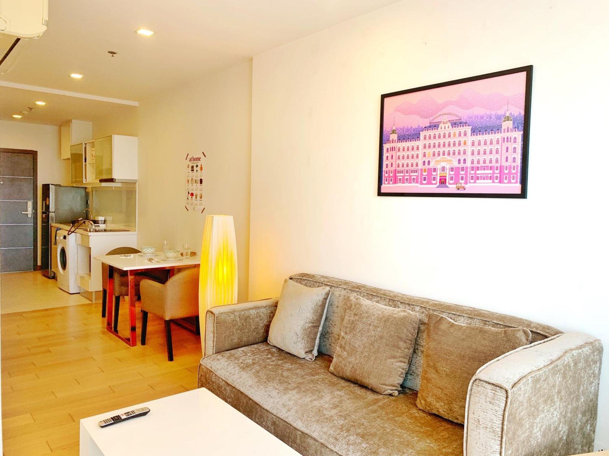 The Astra Cozy Living