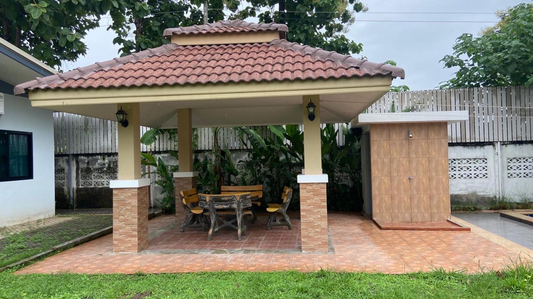 Manning Homestay 4 Units