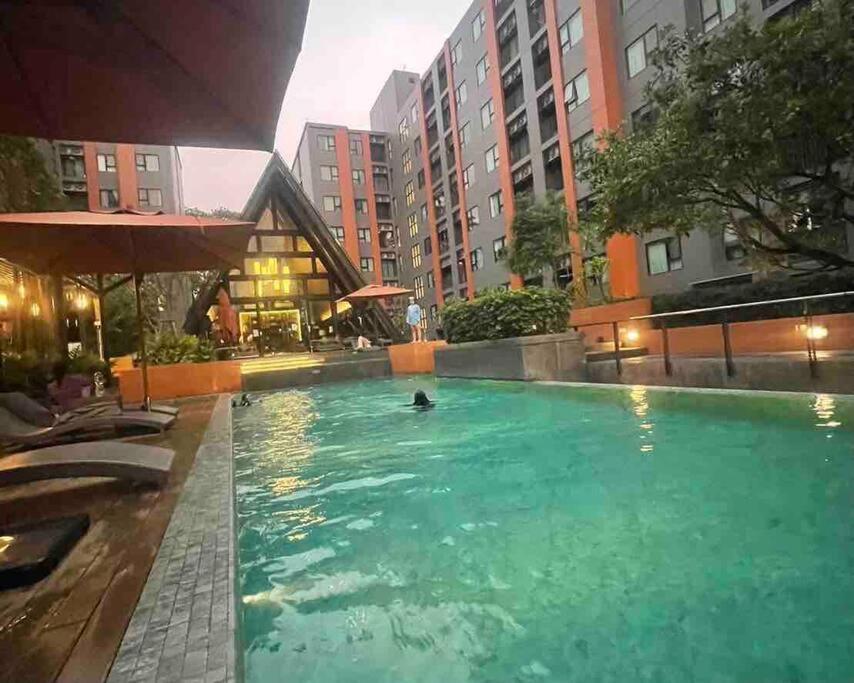 Escent Chiangmai F8a Apartment
