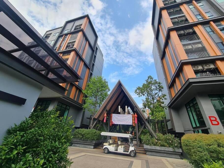 Escent Chiangmai F8a Apartment