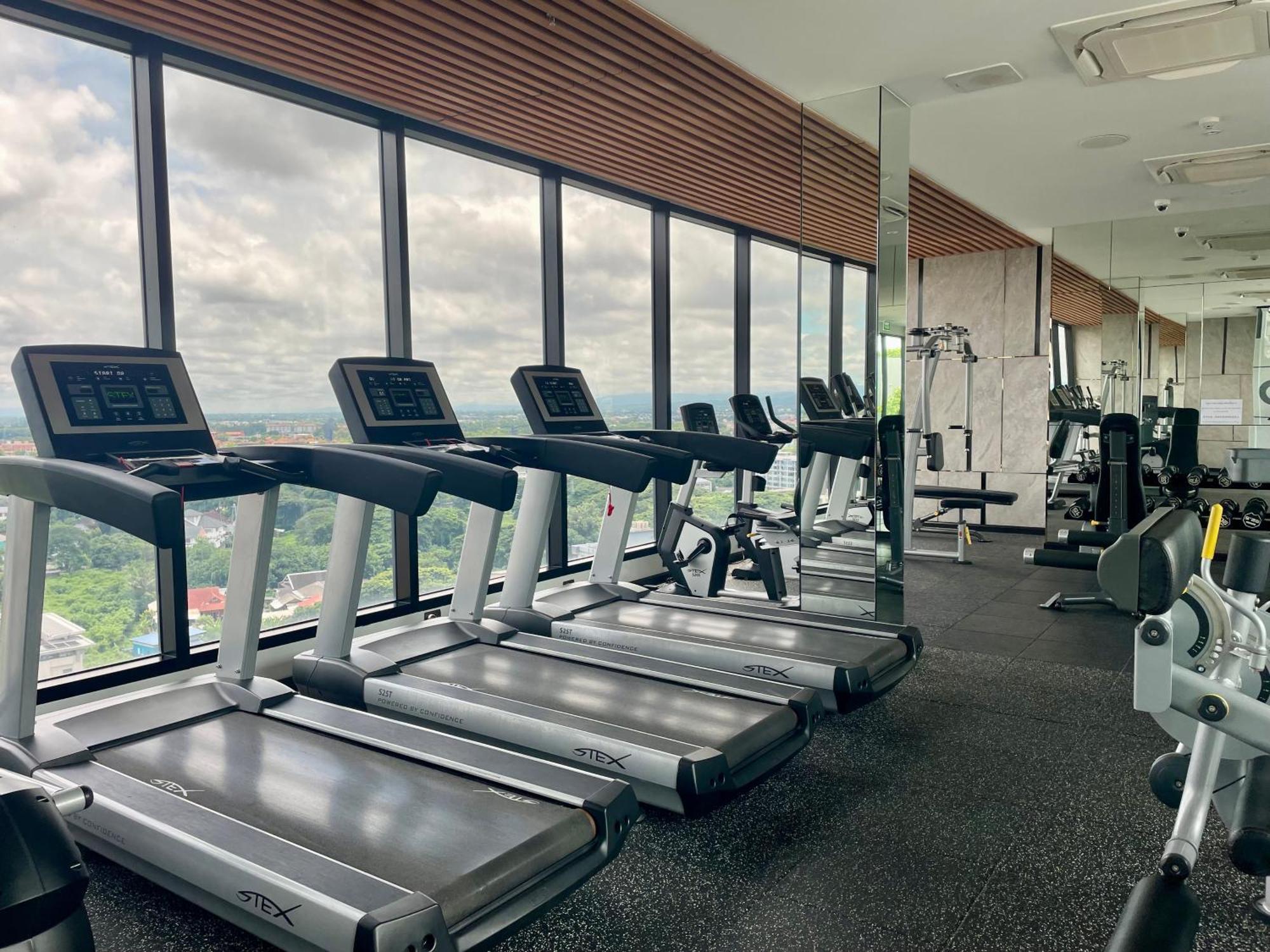 Astra Sky River 5 Stars Pool Sauna Gym Apartment *