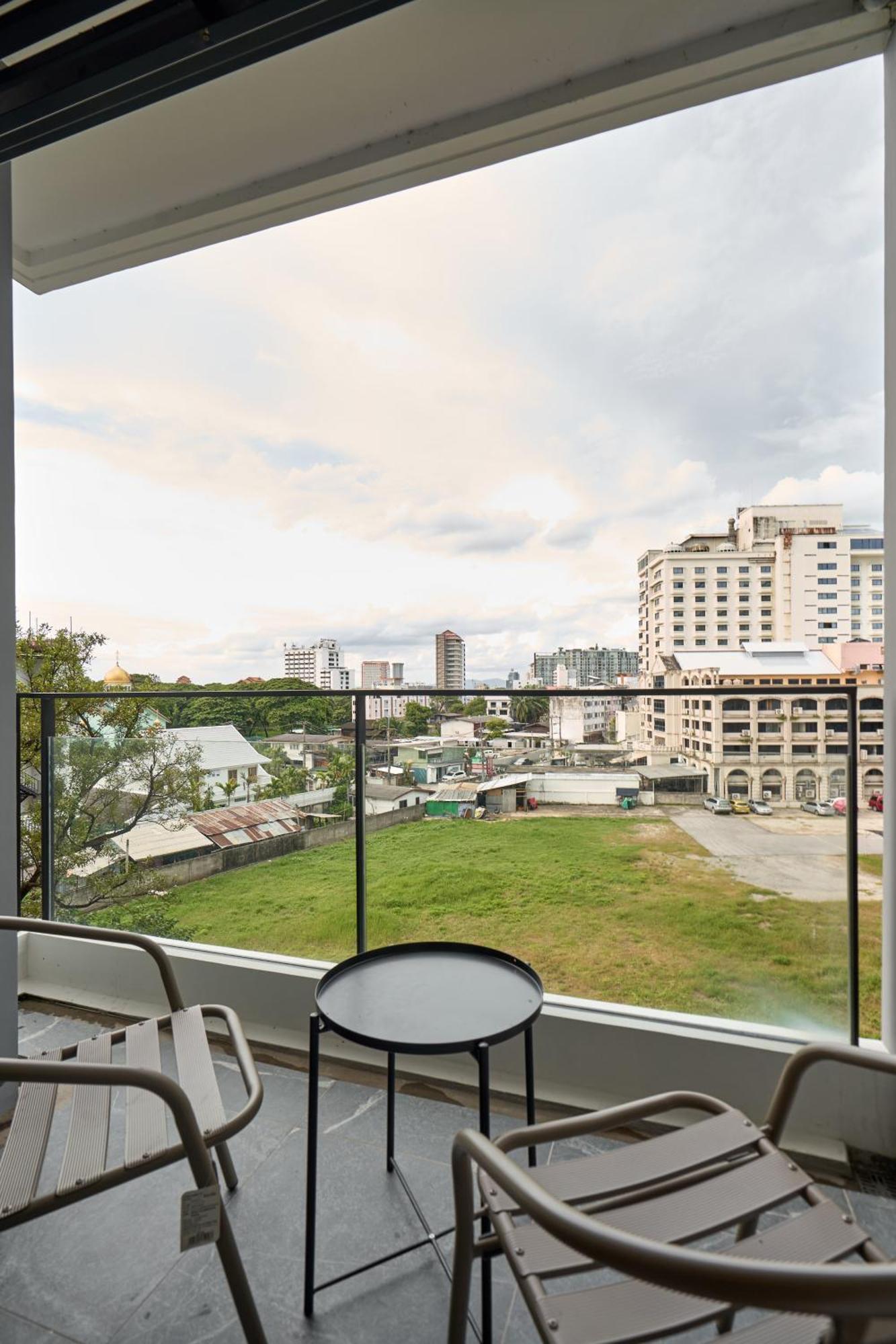 Apartment The Astra Sky River, Rooftop Pool, Full Facilities ดิ แอสตร้า สกาย ริเวอร์ Chiang Mai