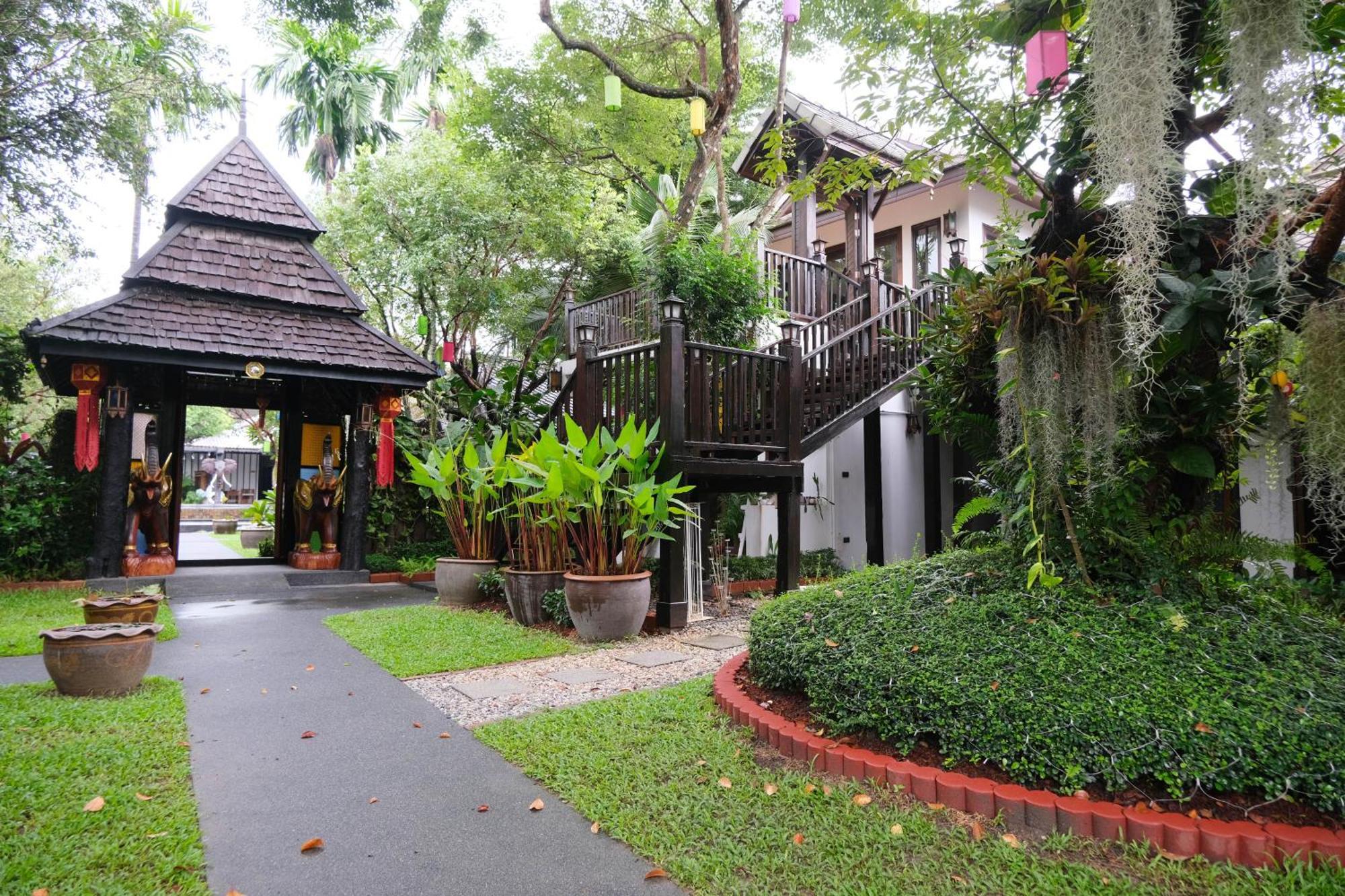 Vimarn Kaew Village And 3*