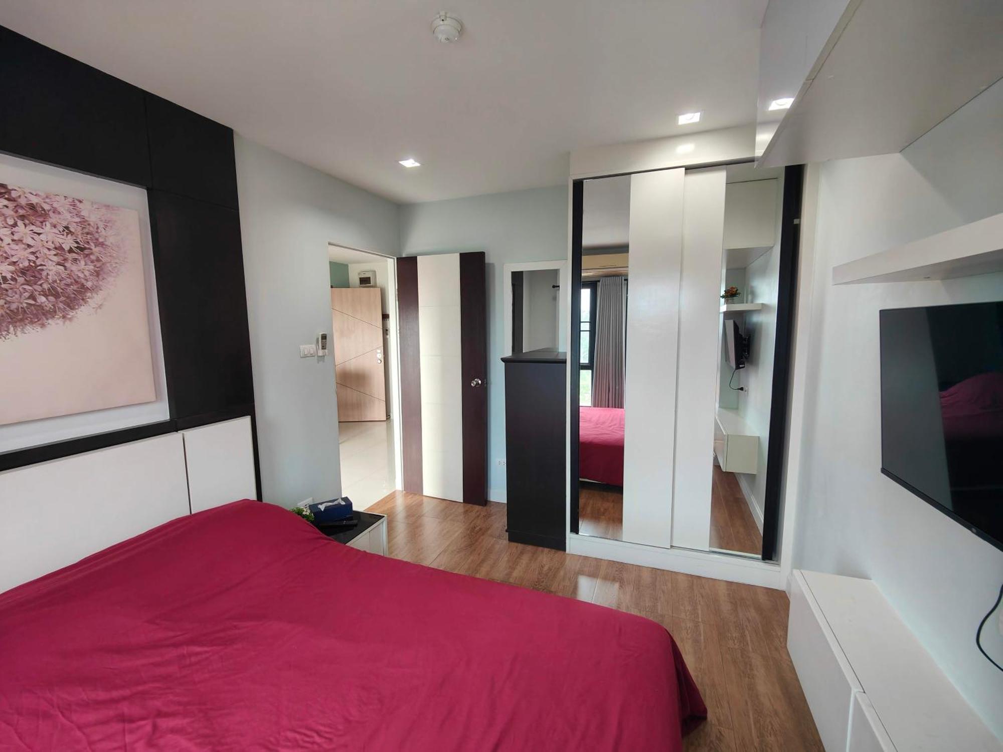 Blue And Farang Homes Apartment *