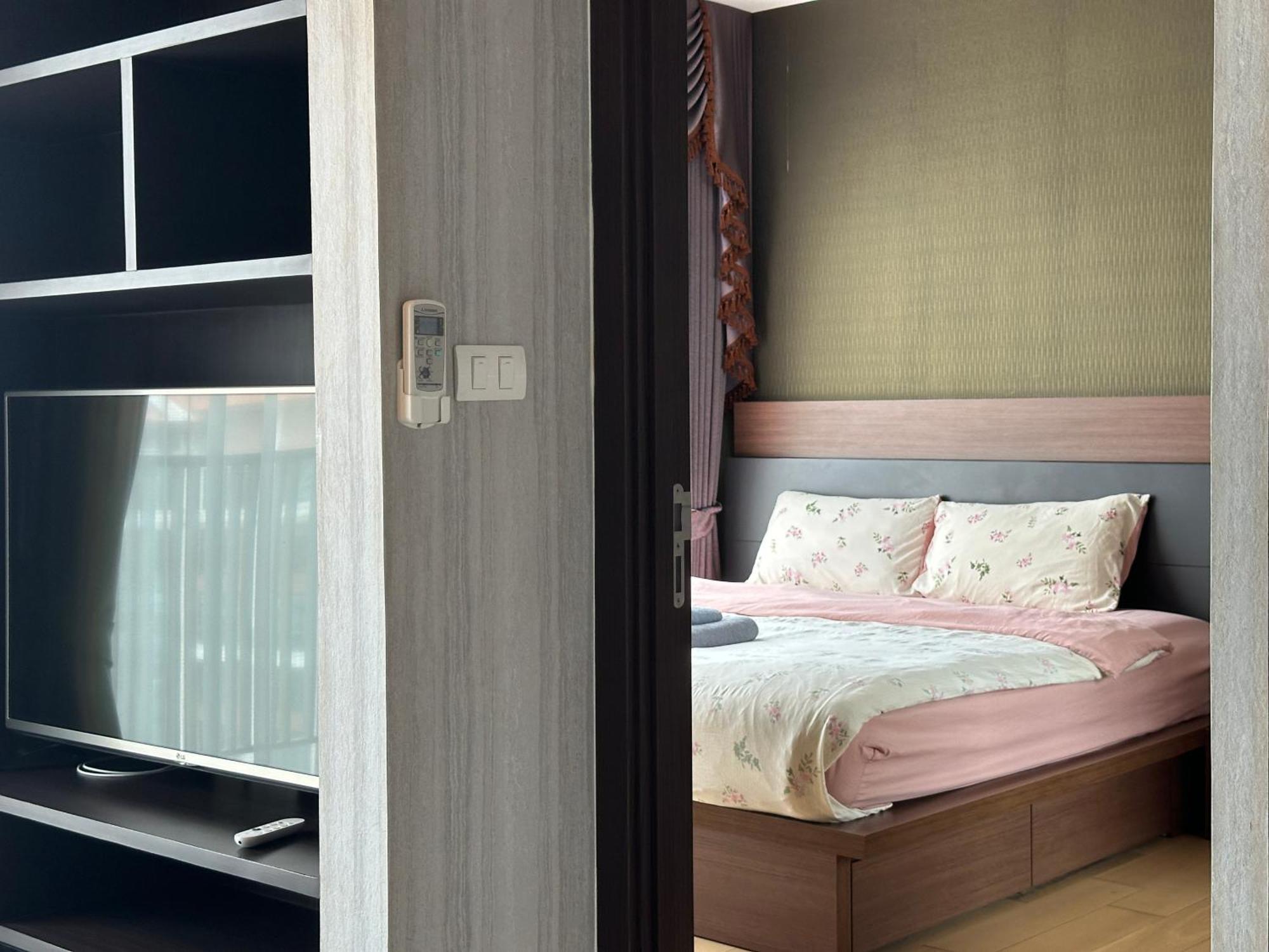The Astra 2bedroom 65sqm,close Night Bazaar And Old City Chiang Mai