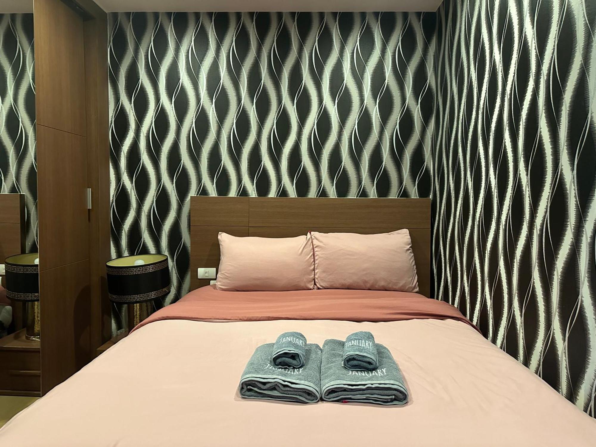 The Astra 2bedroom 65sqm,close Night Bazaar And Old City Chiang Mai