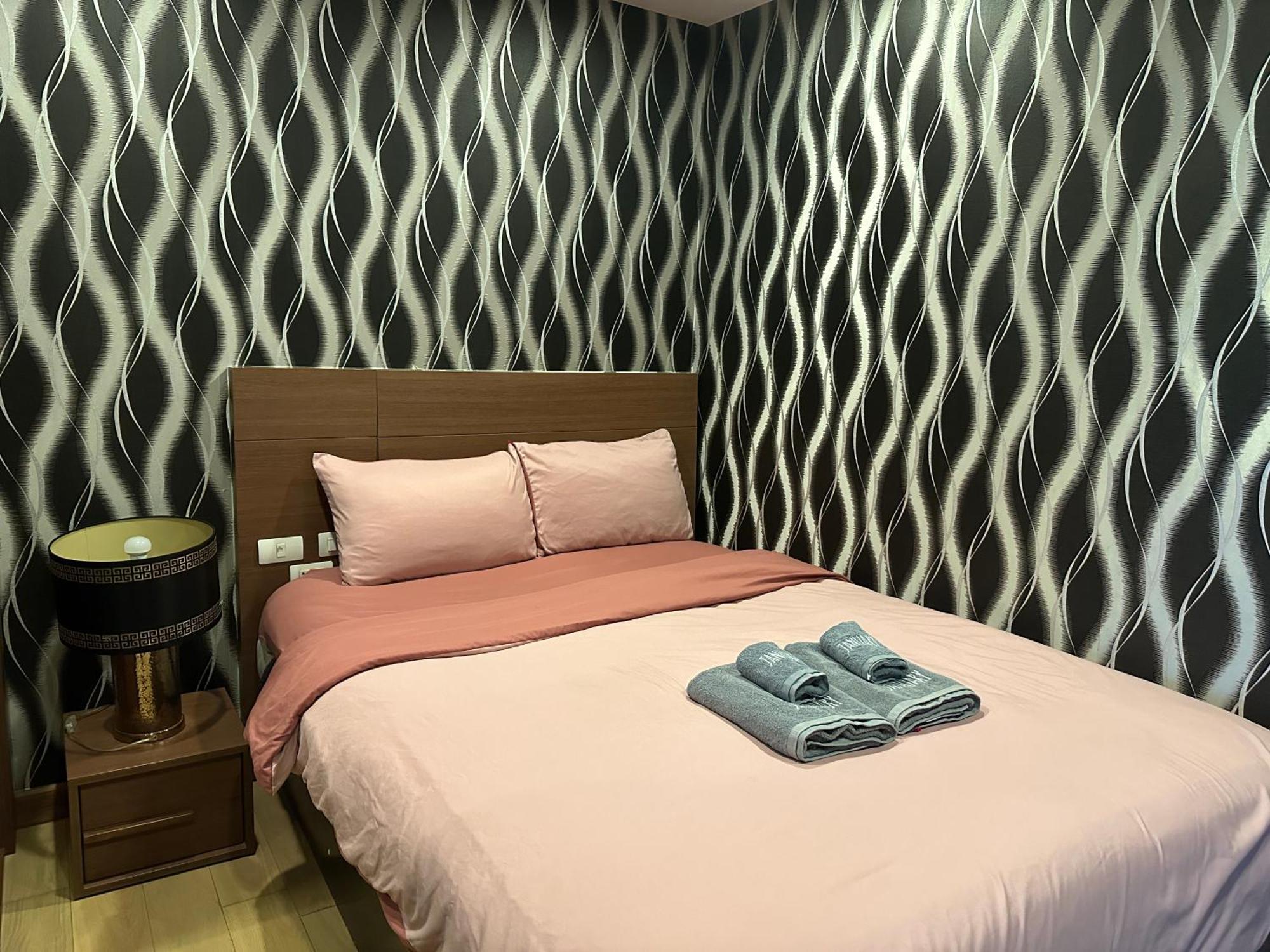 The Astra 2bedroom 65sqm,close Night Bazaar And Old City Apartment *