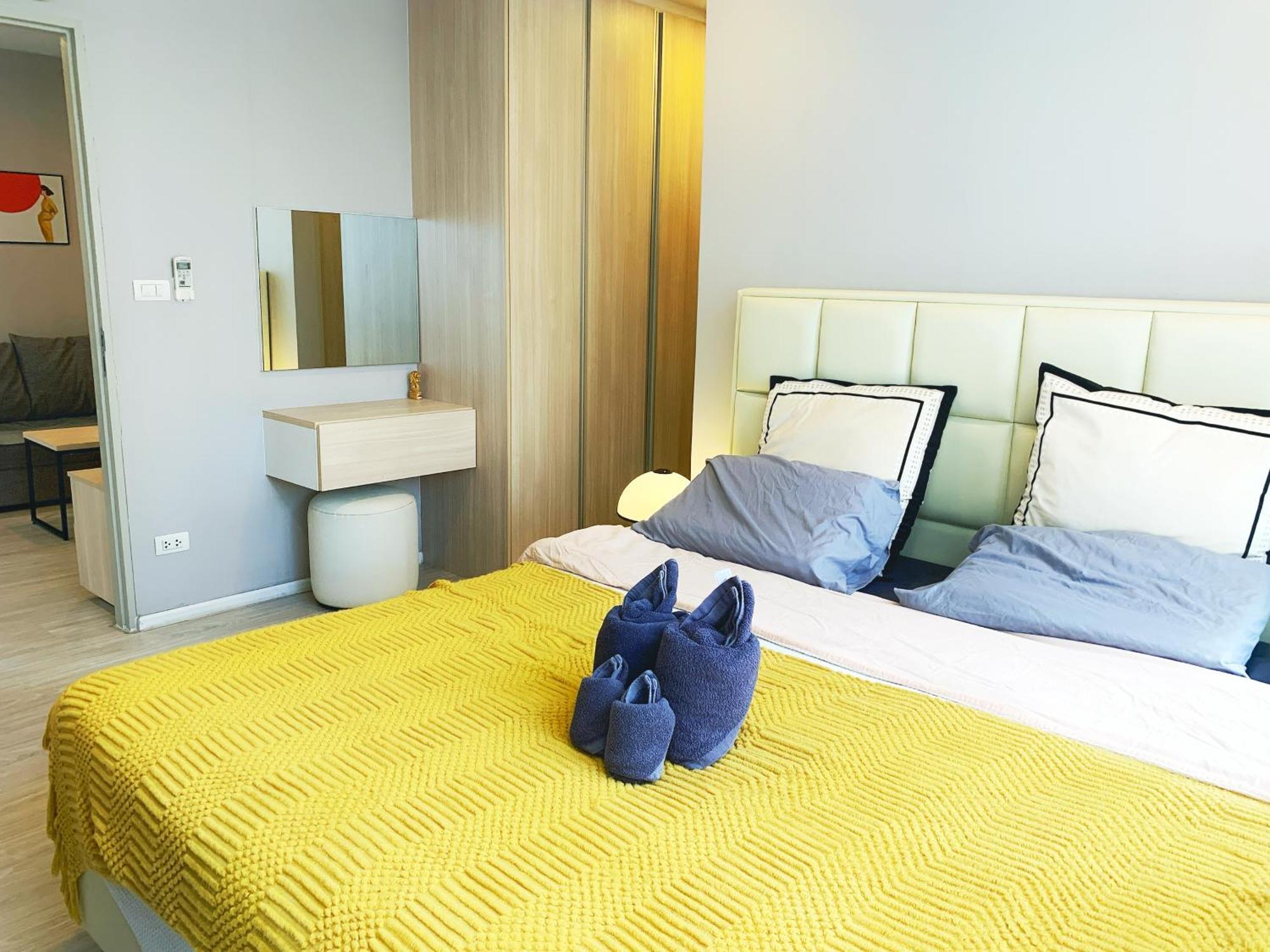 Cm Design Space In Ninman Maya Apartment *