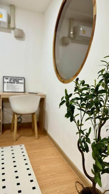 Apartment Cozy Festival Near Train St Ation Chiang Mai
