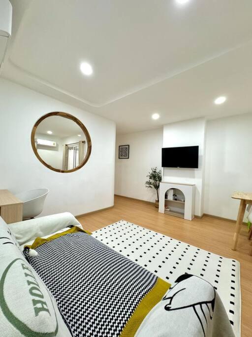 Apartment Cozy Festival Near Train St Ation *