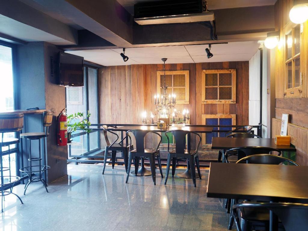 The Arak Bed Bar And 3* Chiang Mai