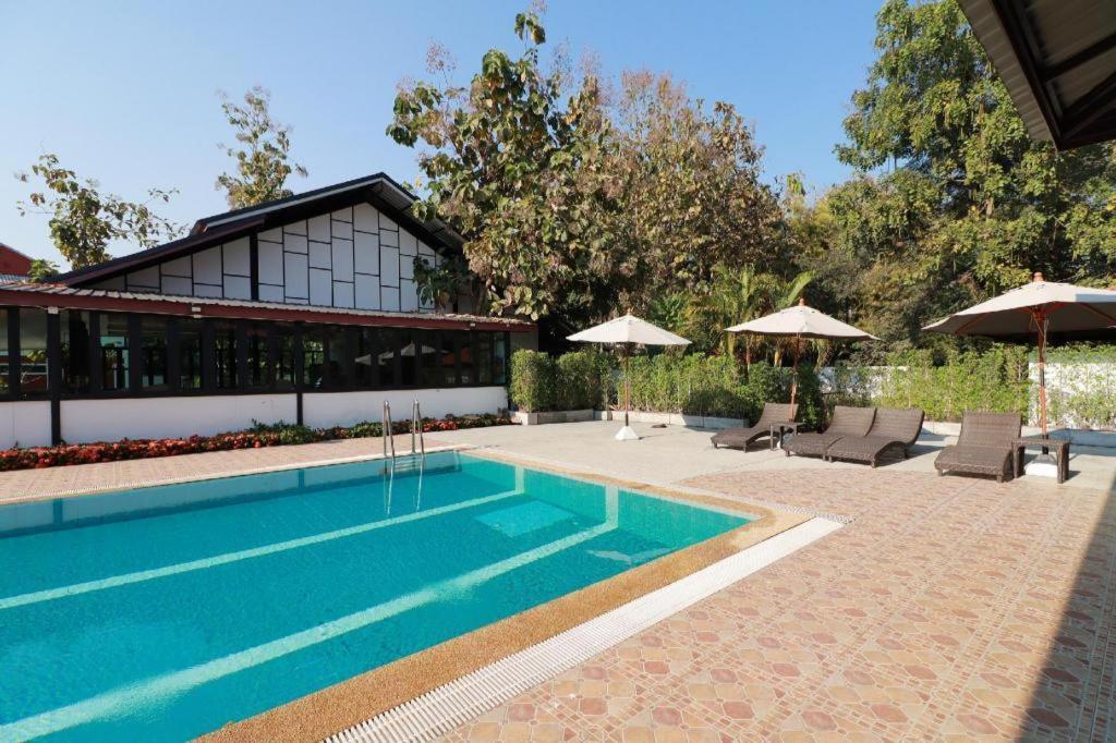 Tong House Hotel 3*