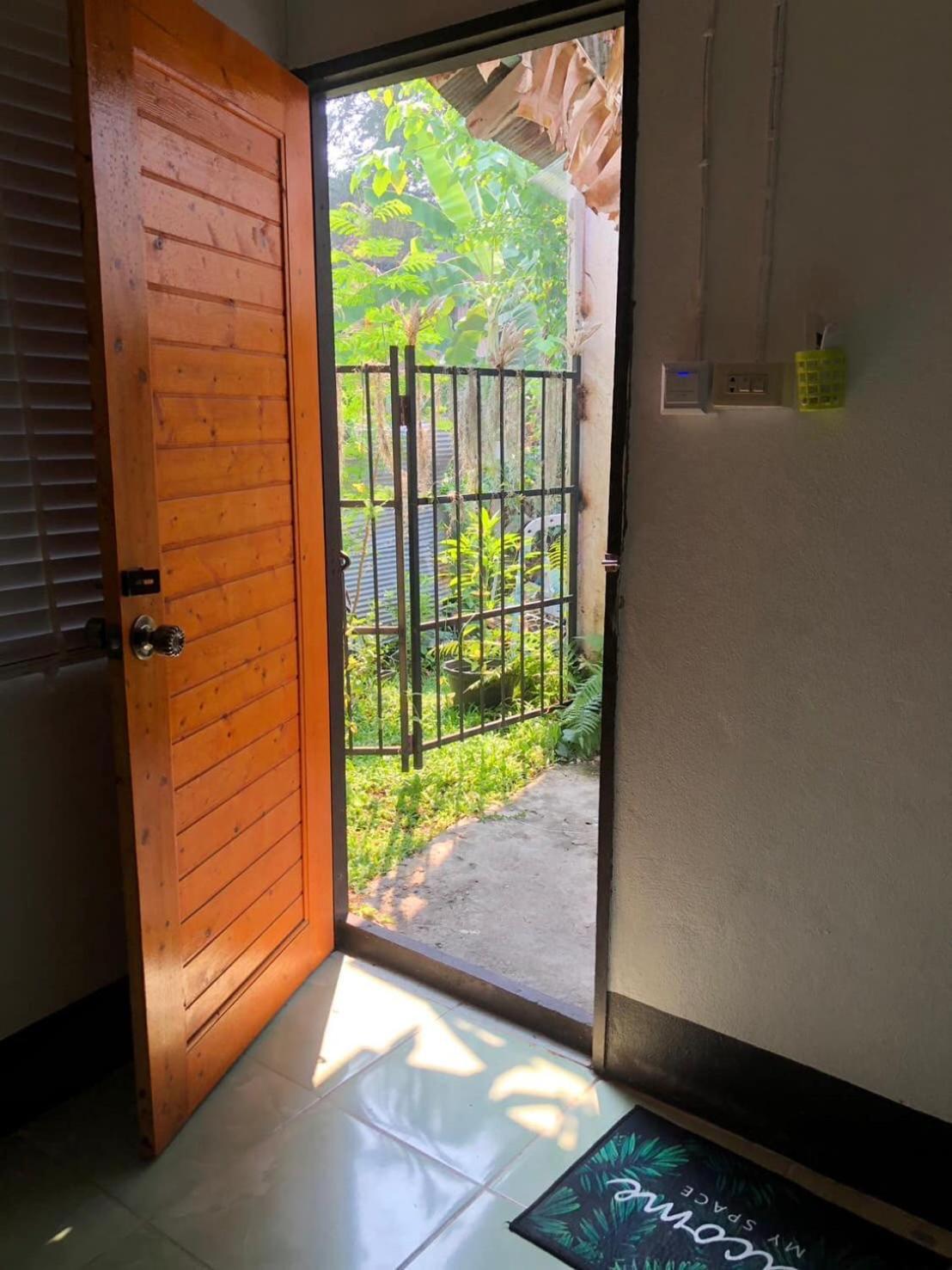 Cheap In ห้องพักรายวันราคาถูกเชียงใหม่ Apartment Chiang Mai
