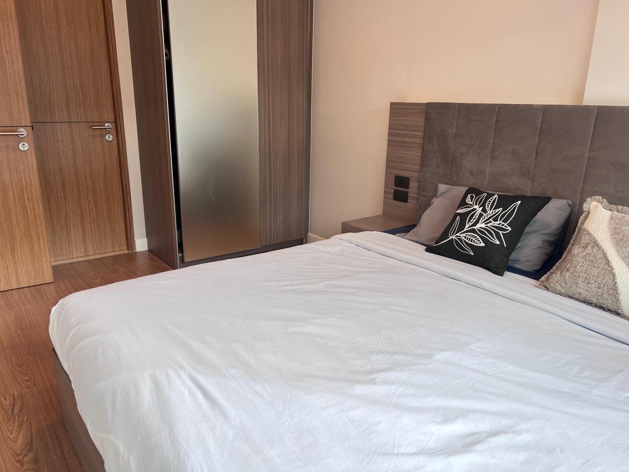 Arisecondo 泳池景观套房04号房 Apartment Chiang Mai