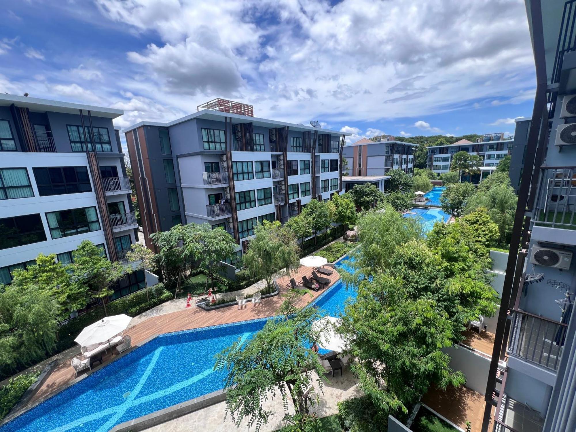Arisecondo 泳池景观套房04号房 Apartment