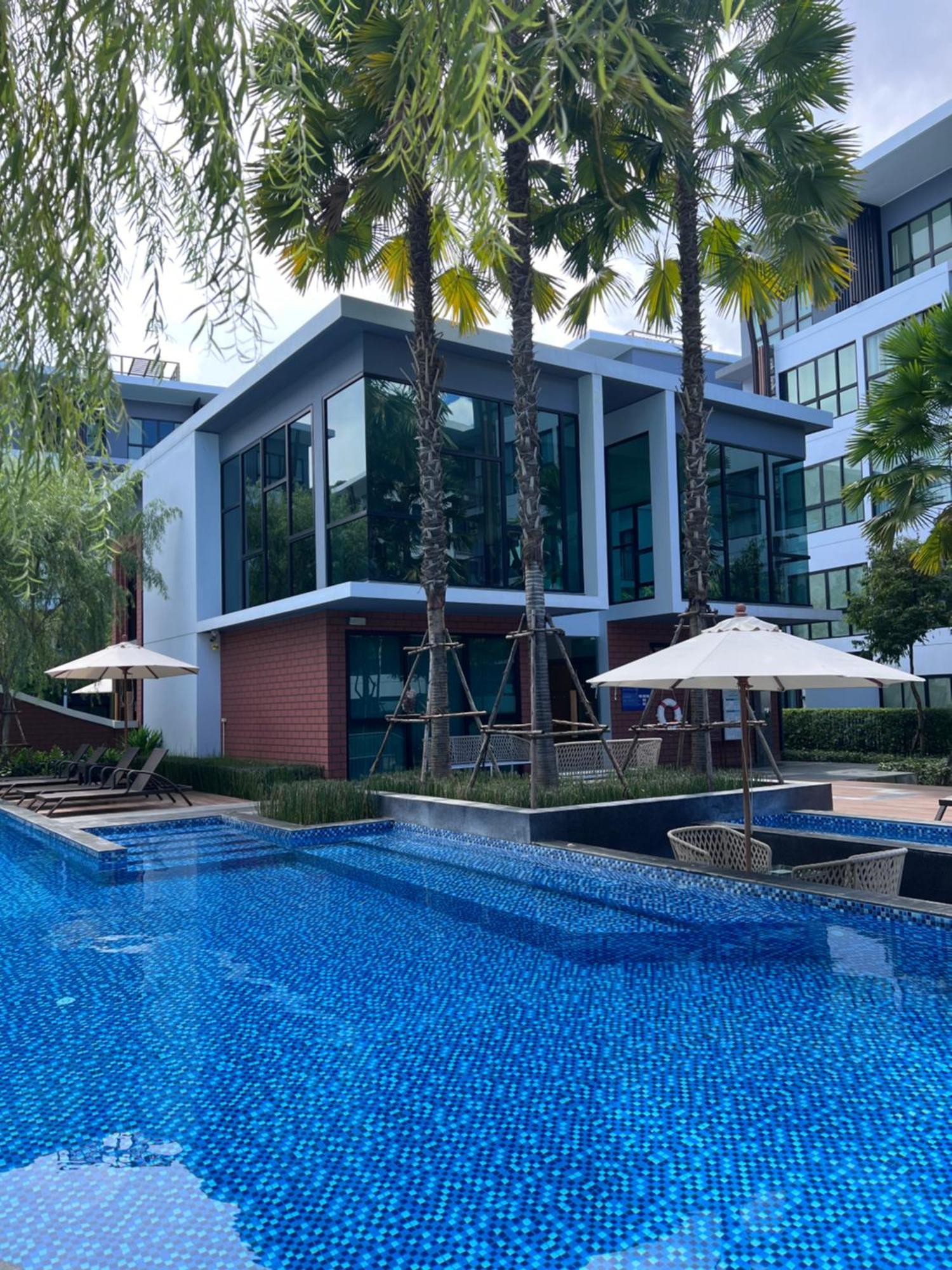 Apartment Arisecondo 泳池景观套房04号房 Chiang Mai