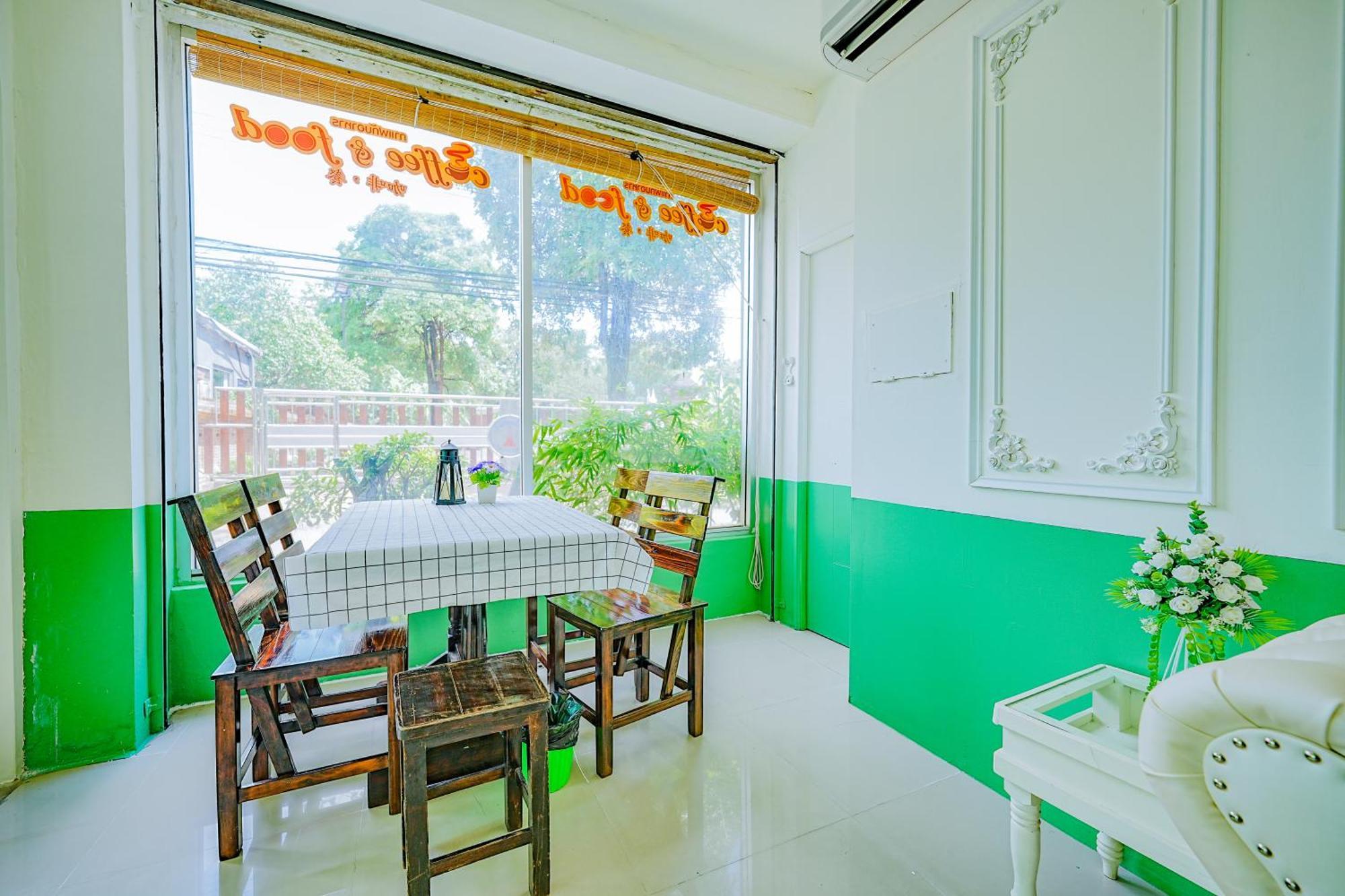 Bed & Breakfast Kaysorn And Chiang Mai