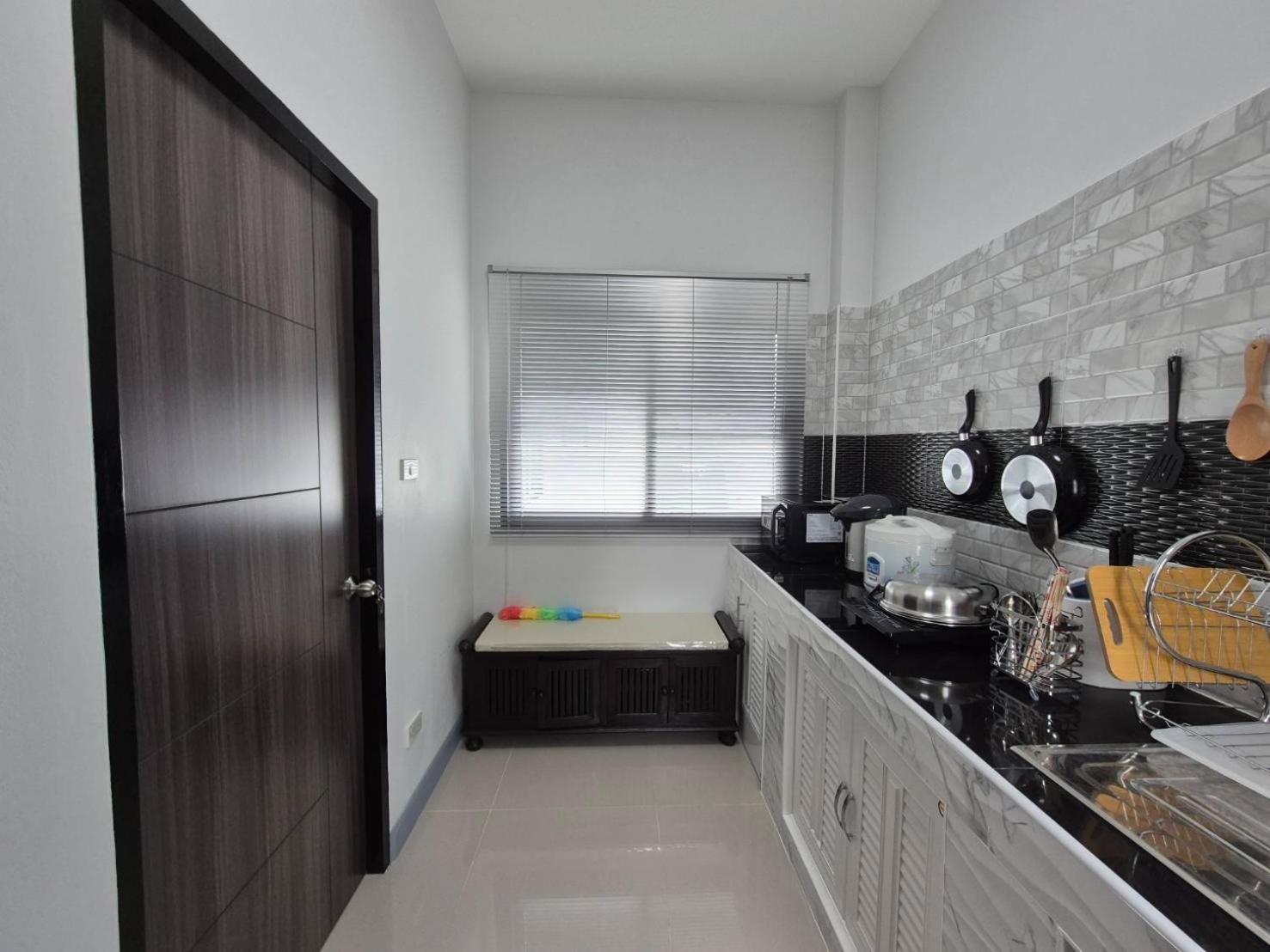 We House หางดง 2 Villa Chiang Mai