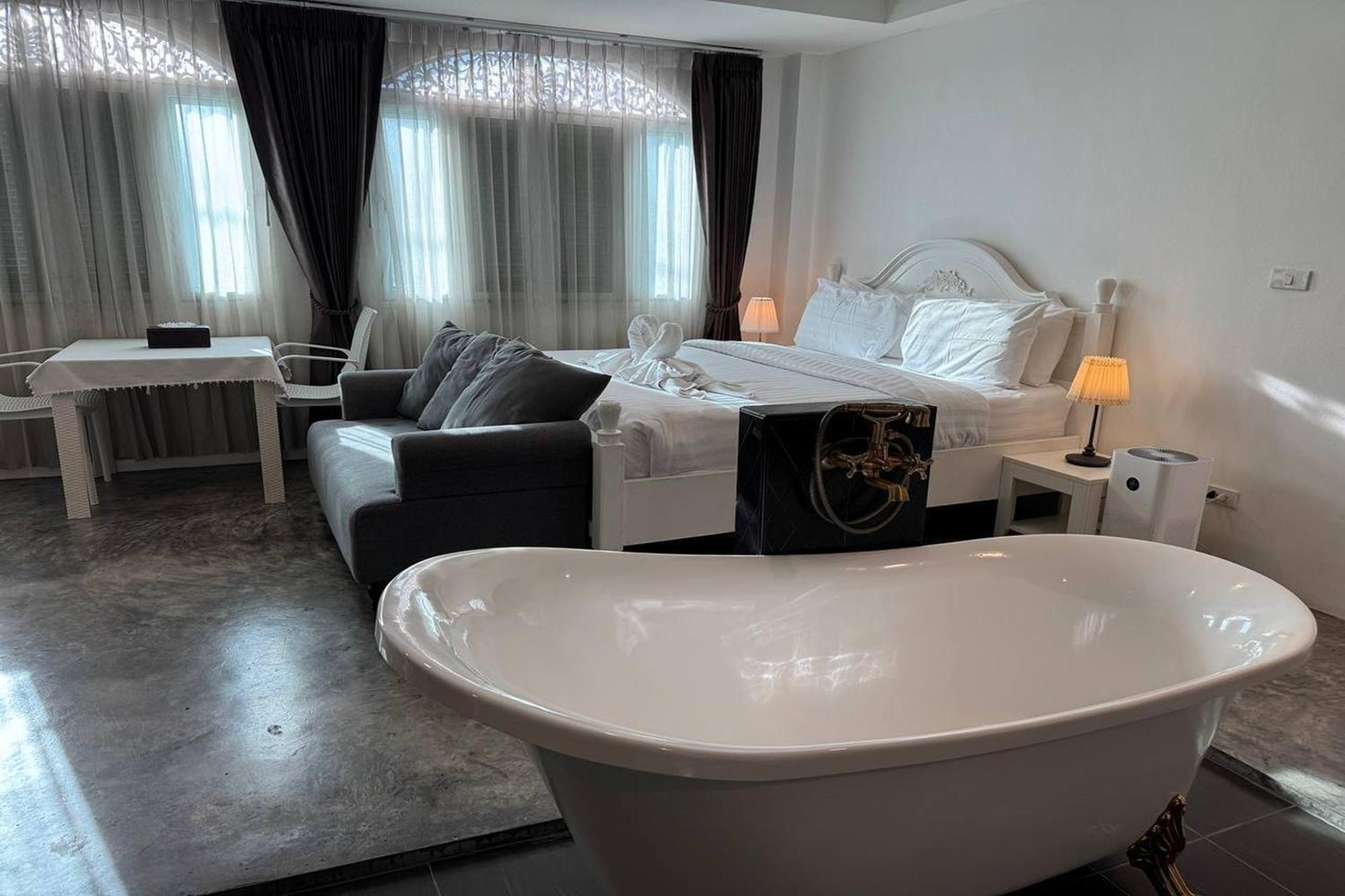 Hotel Nidhra Lanna