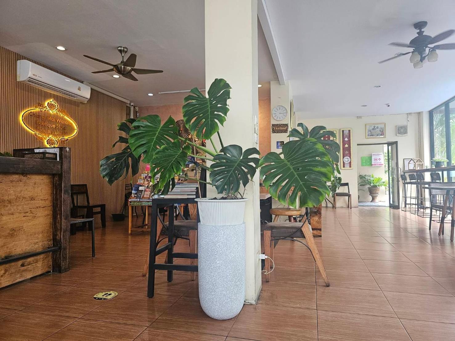 Waroros Boutique Hotel 3*