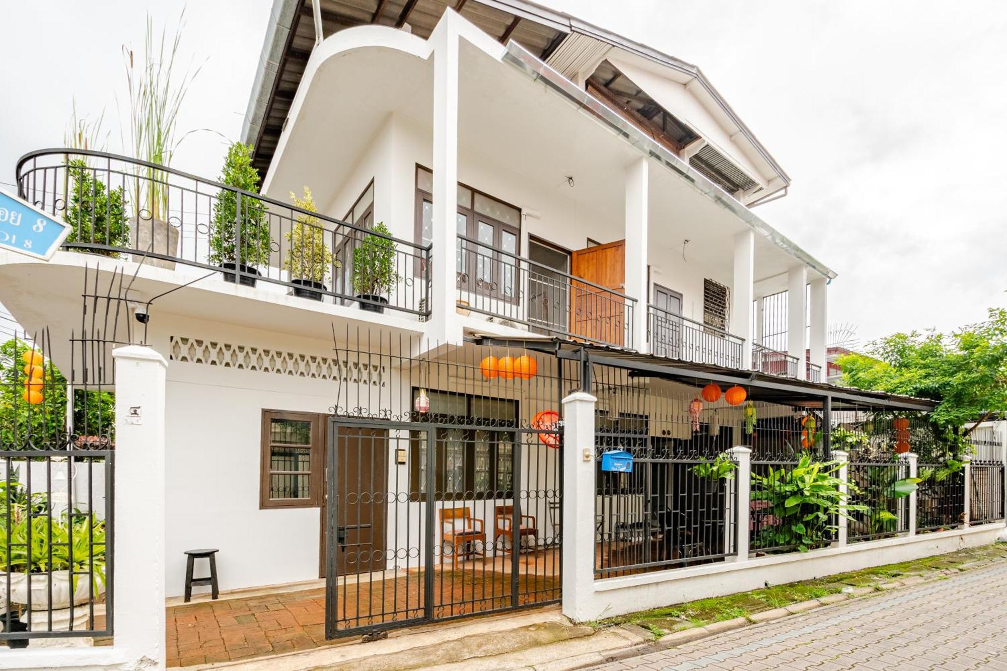 9 Pax Family Hill Sunset Temple View Street View Near Nimman T Apei Gate Old Town