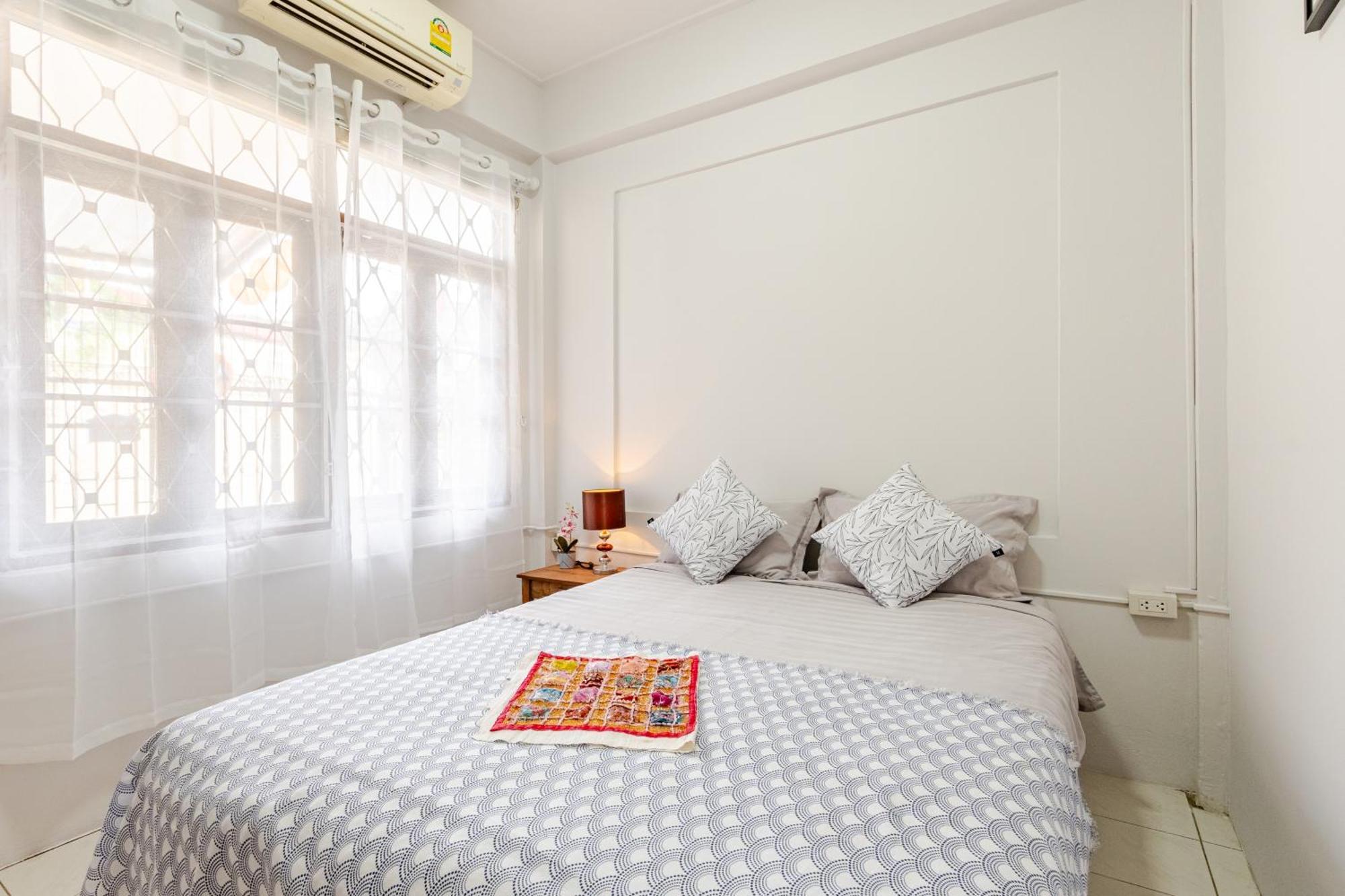 9 Pax Family Hill Sunset Temple View Street View Near Nimman T Apei Gate Old Town Villa