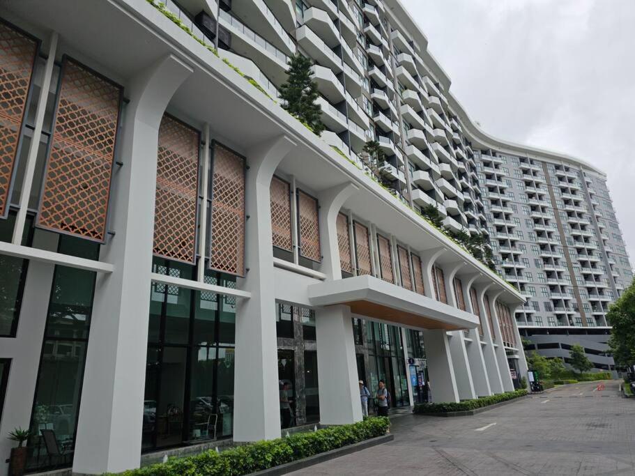 Apartment Astra Sky River 2bedrooms Modern