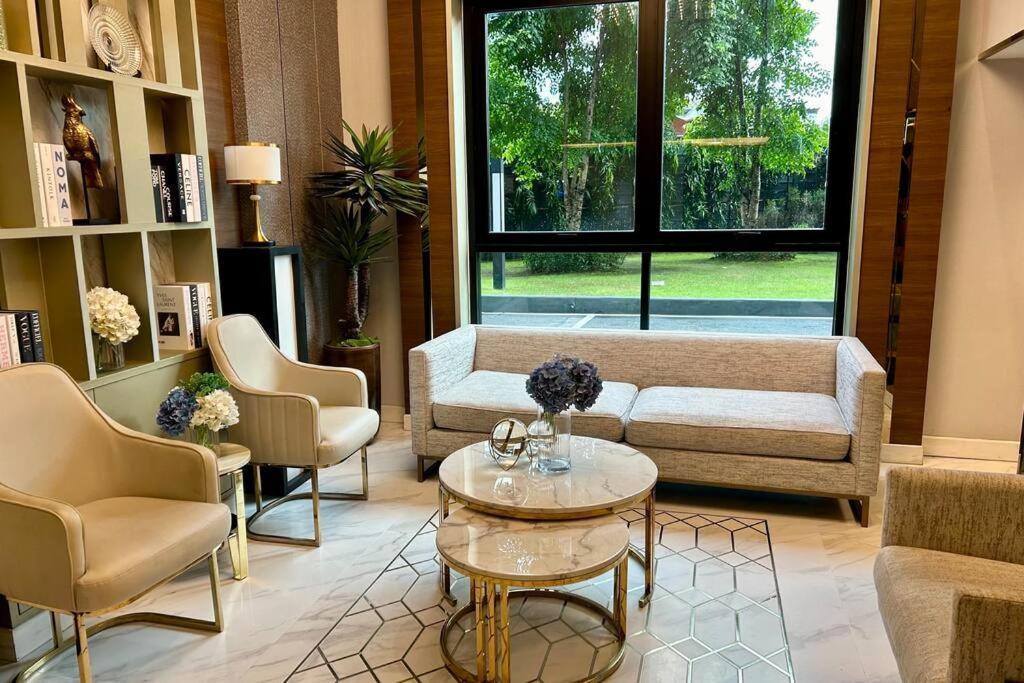 Astra Sky River 2bedrooms Modern