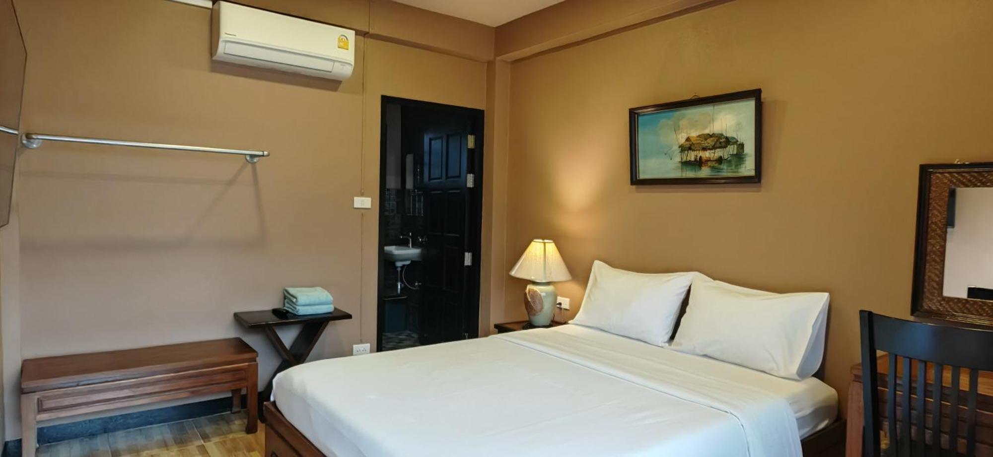 Hoh Guest house