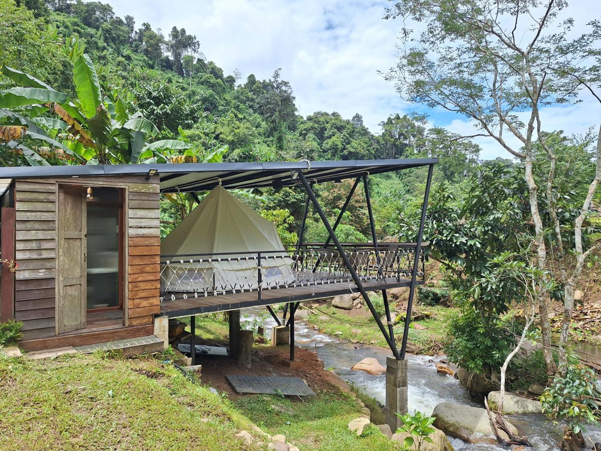Resort Virgin River @mae Wan