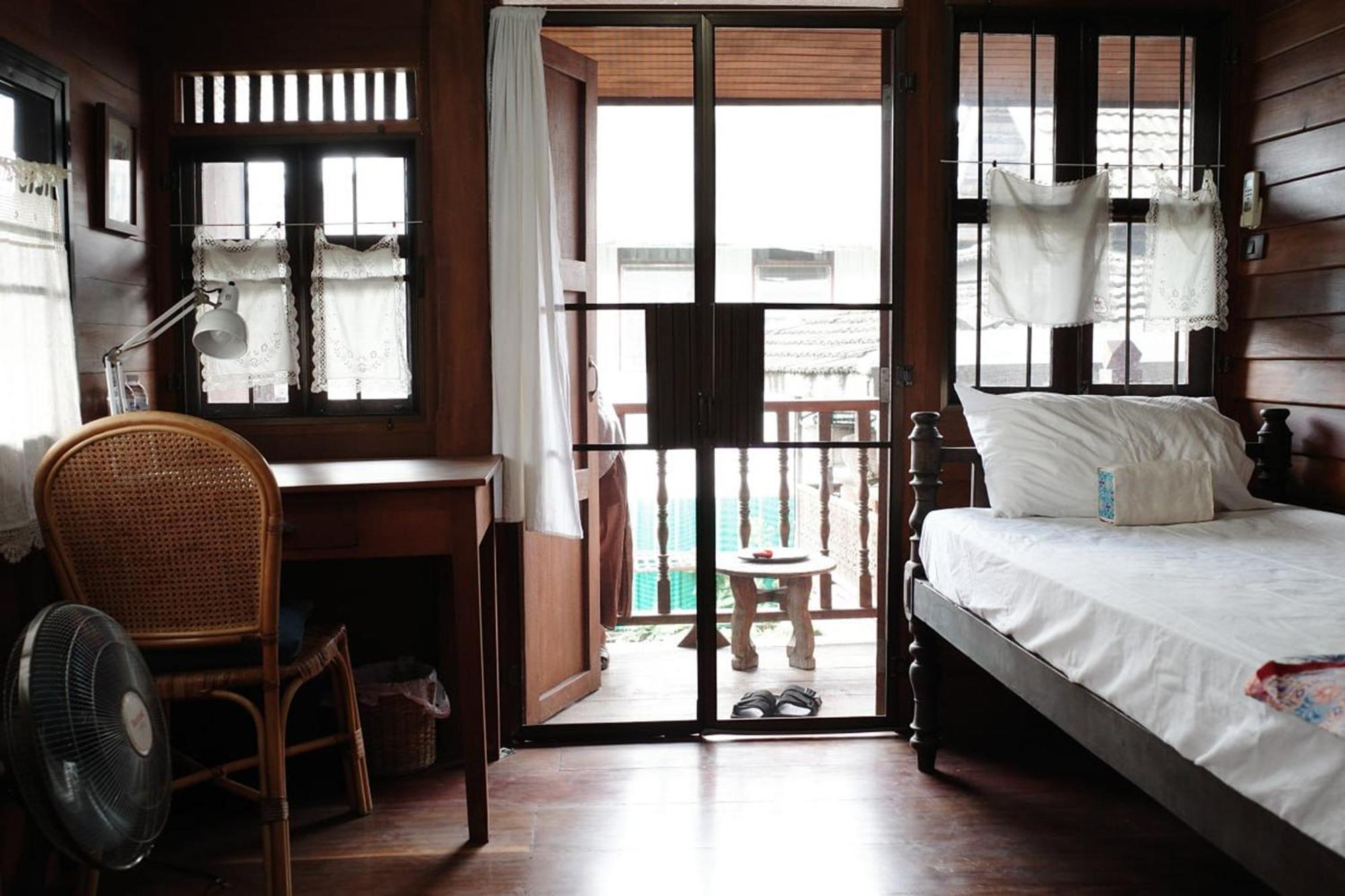 Tiptopthai House
