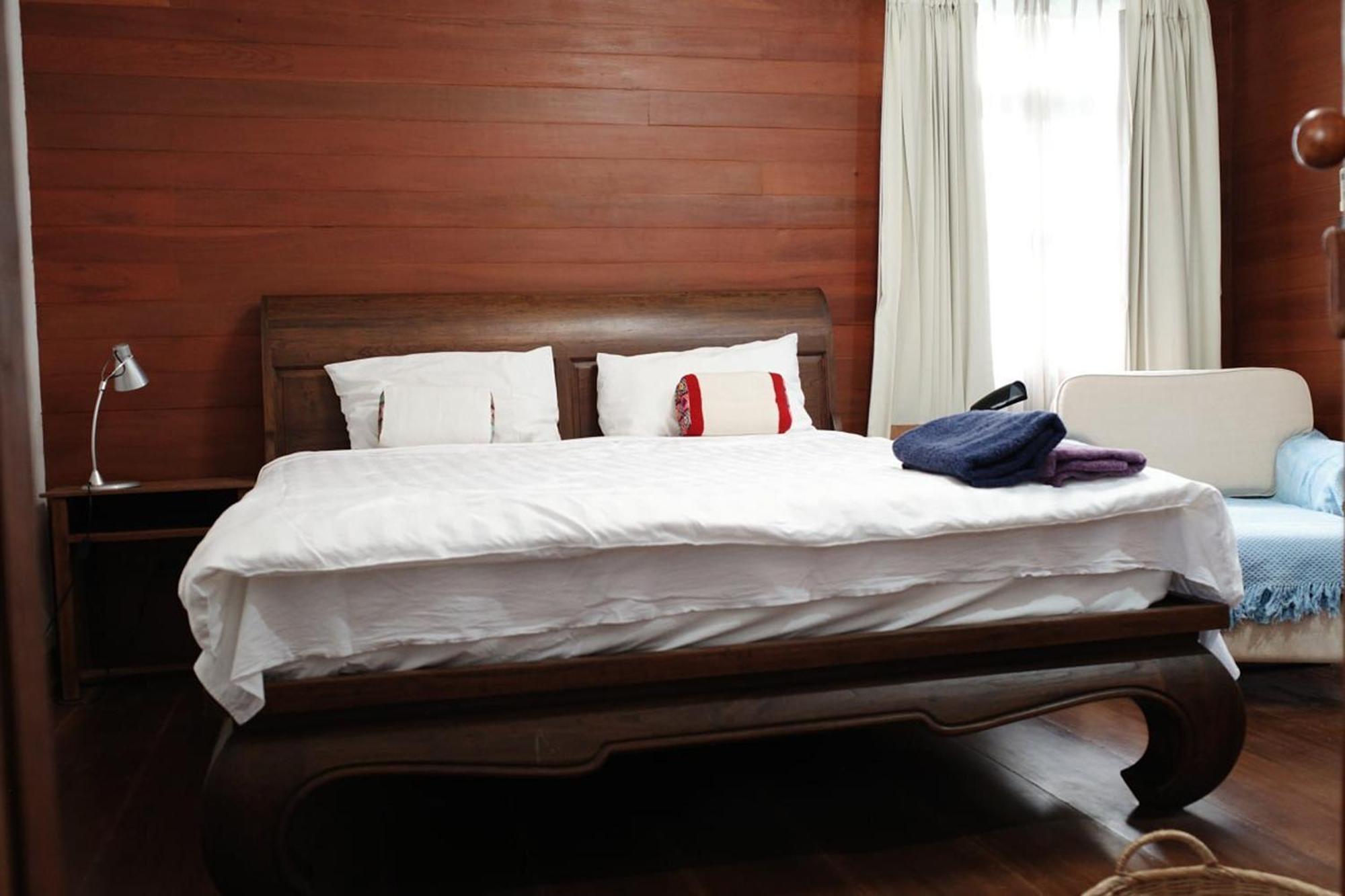 Tiptopthai House Guest house