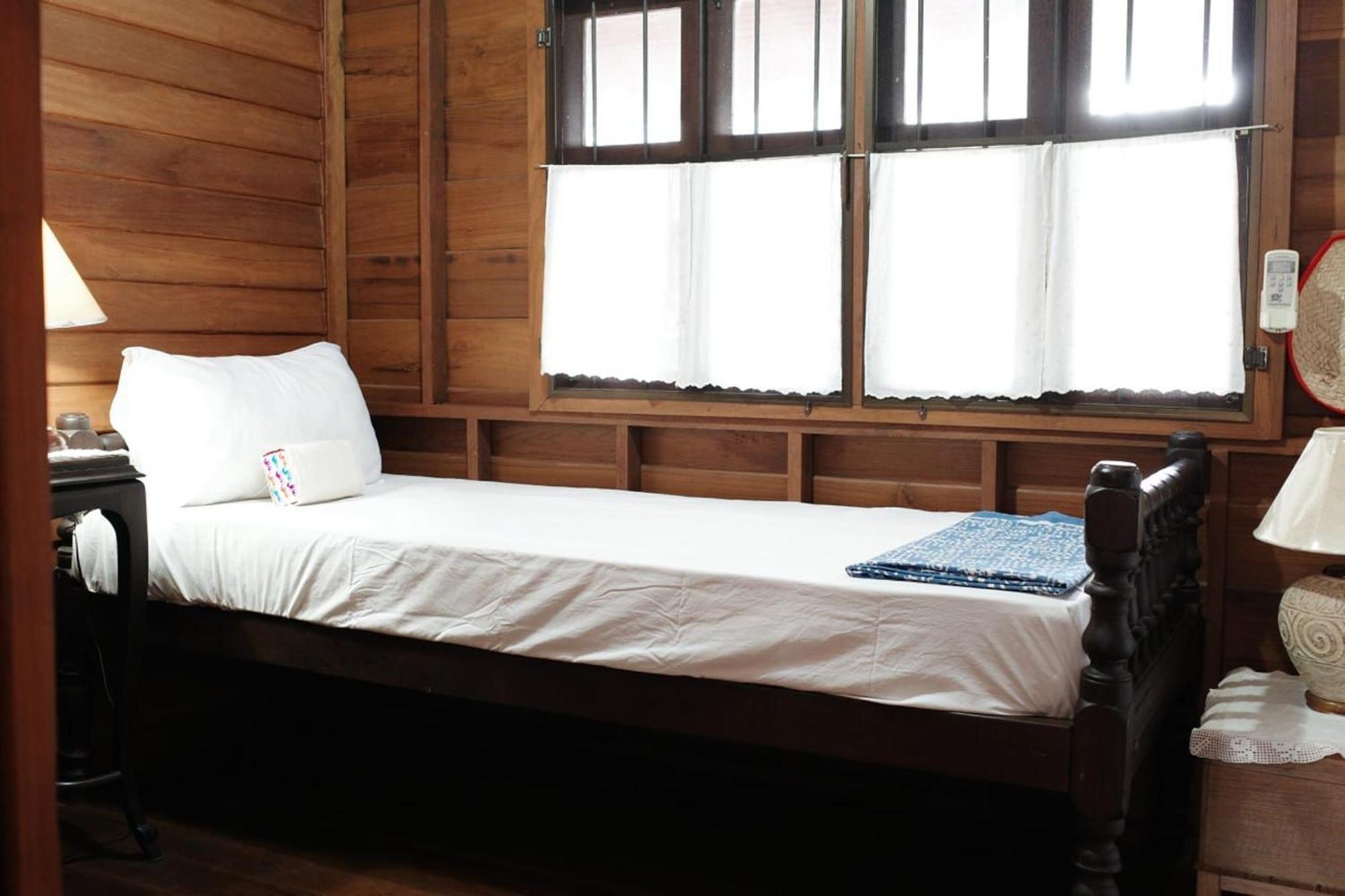 Guest house Tiptopthai House