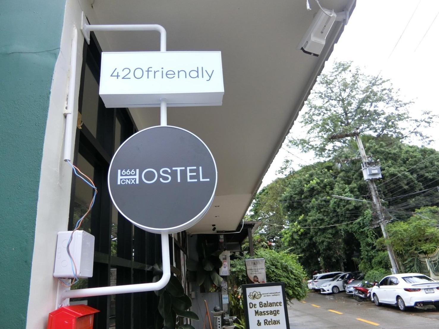 Hostel 666 Cnx
