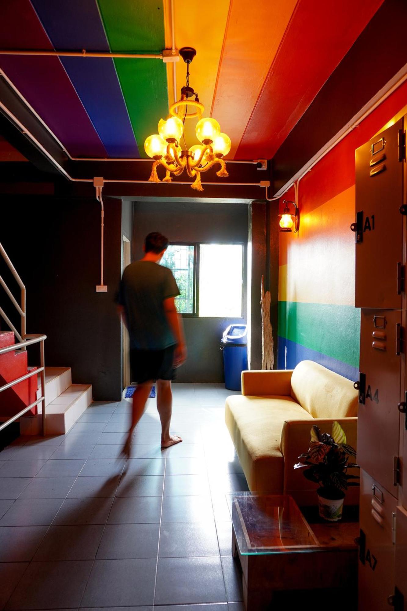 Hostel Rainbow *