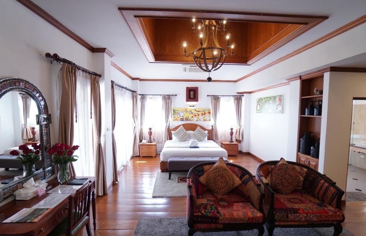 Baan Huenphen Boutique