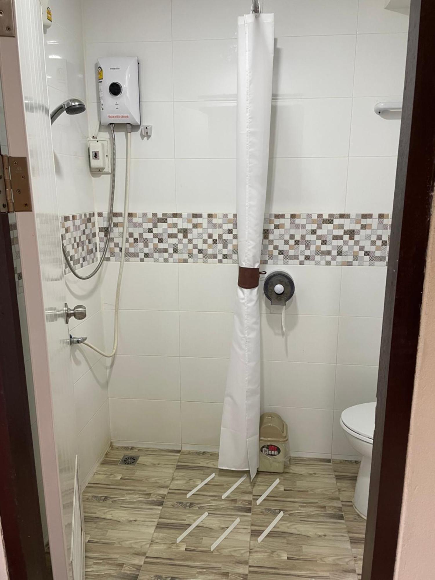P & H Northgate Guest house *