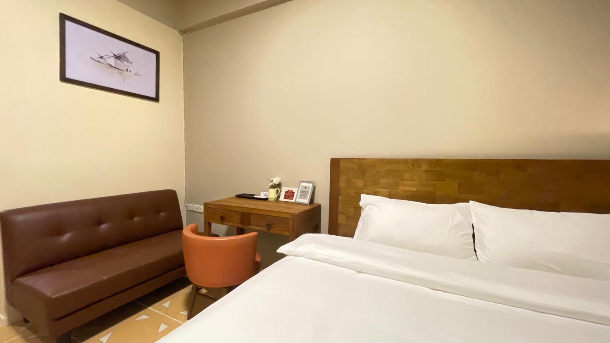 Aparthotel Ay's House Chiang Mai
